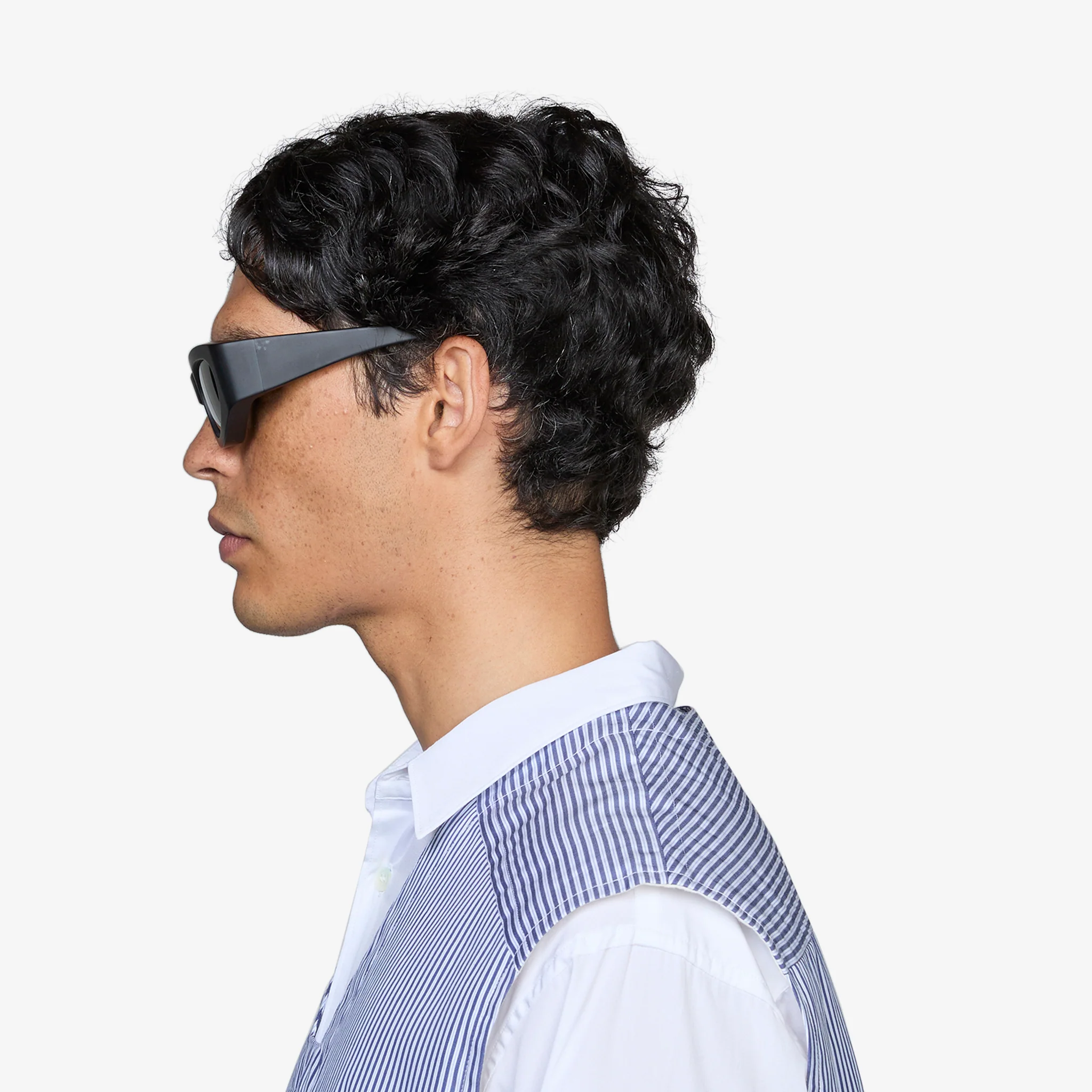 Bro Sunglasses Black - Image 3