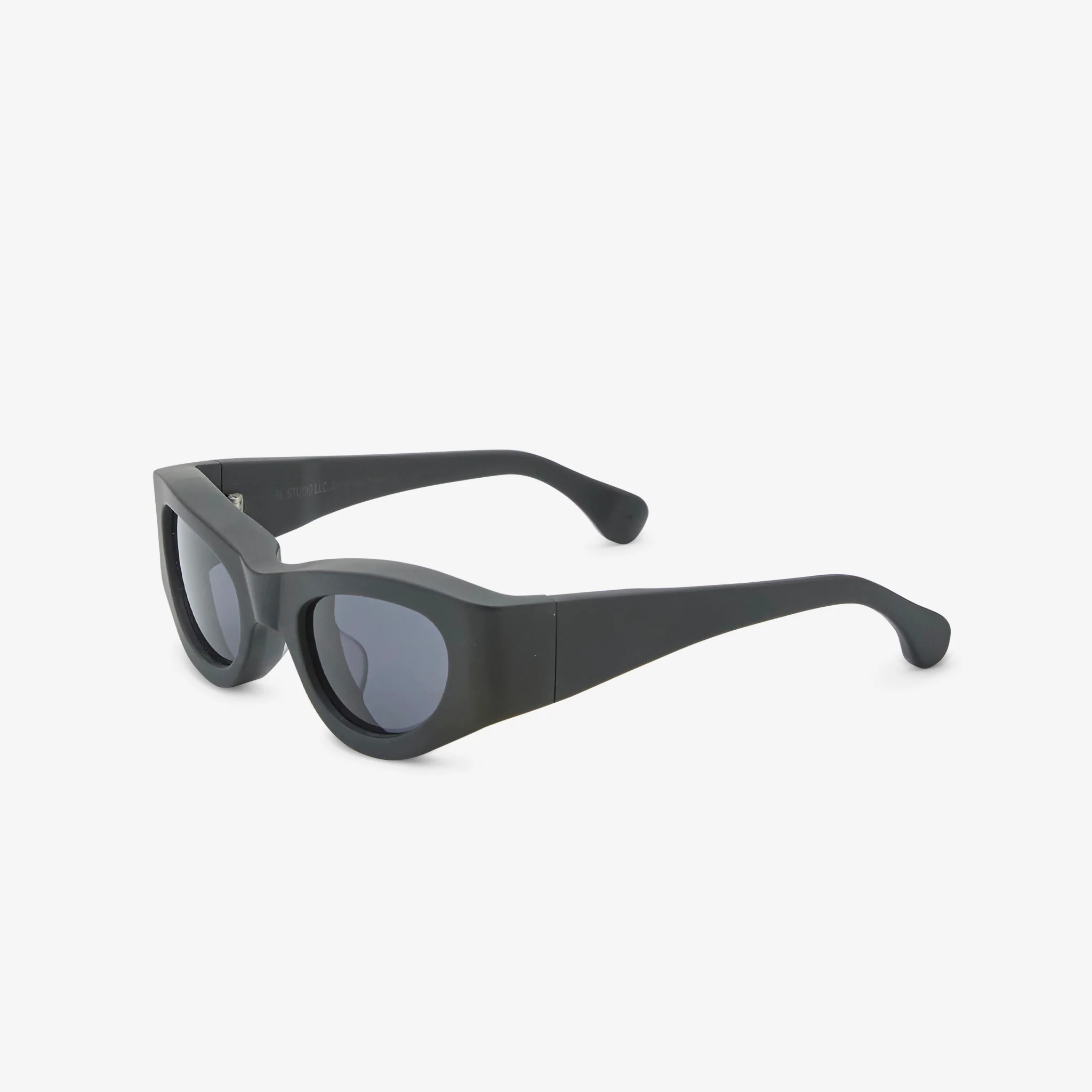 Bro Sunglasses Black - Image 5