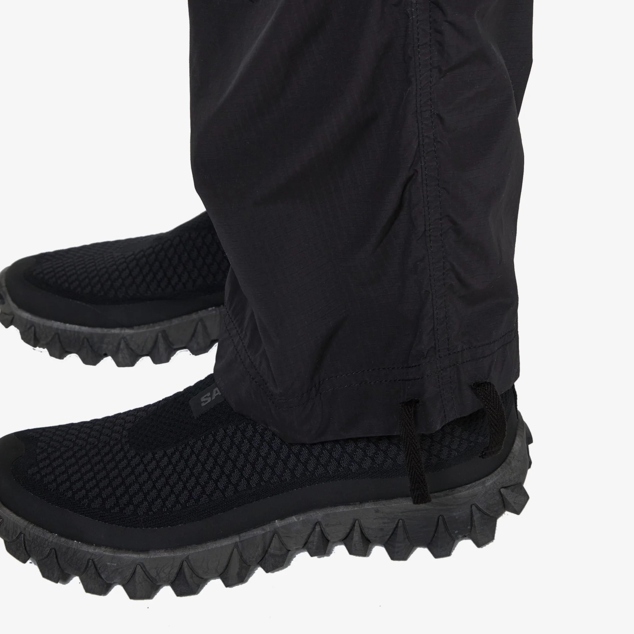 Oversized Cargo Pants Black - Image 6