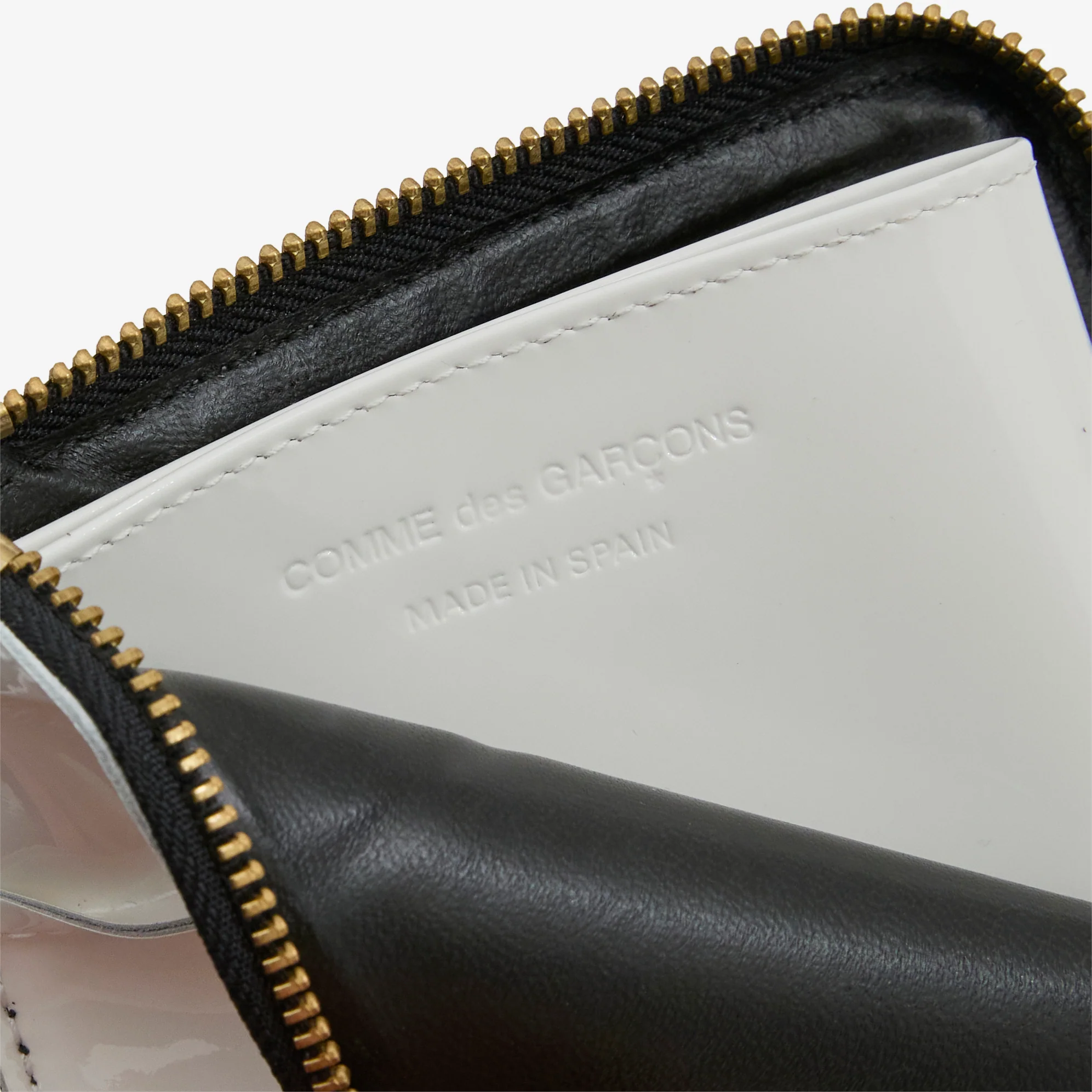 SA3100RH Reversed Hem Wallet White - Image 3