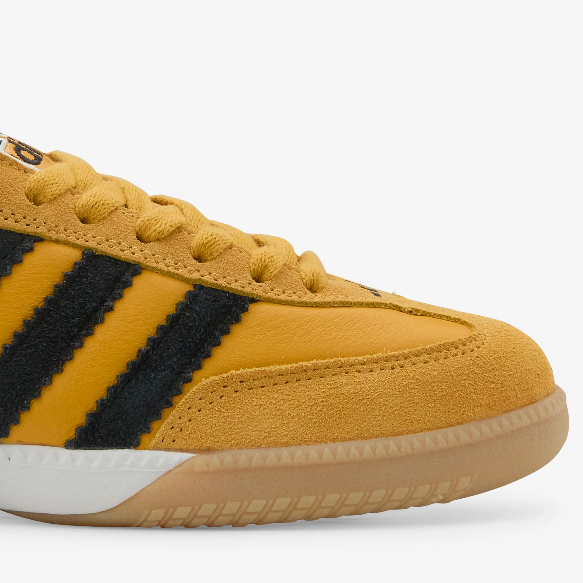 Samba MN Crew Yellow | Core Black | Gum - Image 4