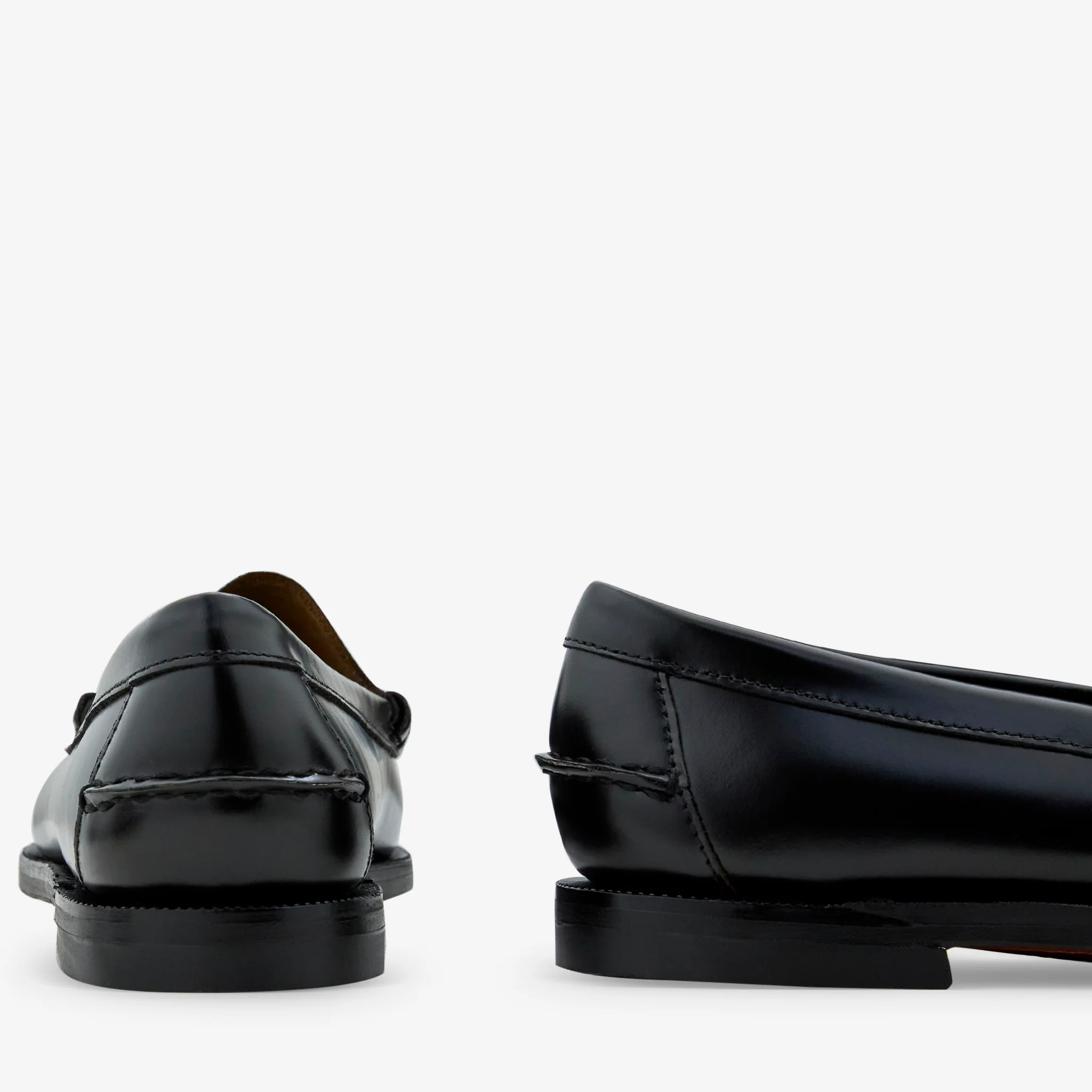Women's Classic Dan Loafer Black - Image 3